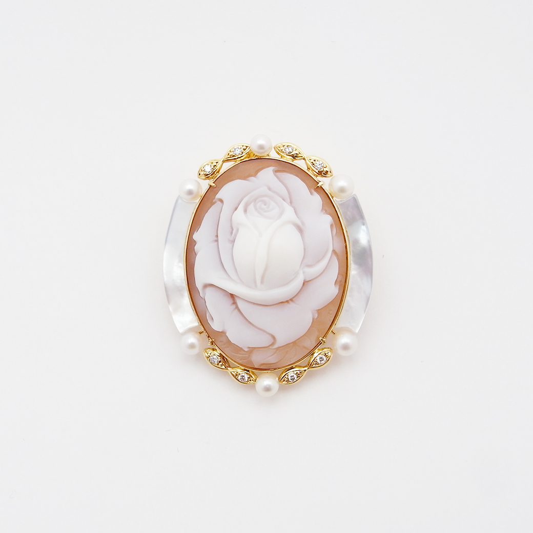 シェルカメオ パール シェル ダイヤモンド ブローチ 3.7-3.0mm 0.08ct K18YG 保証書 証明書付 SAランク 514186